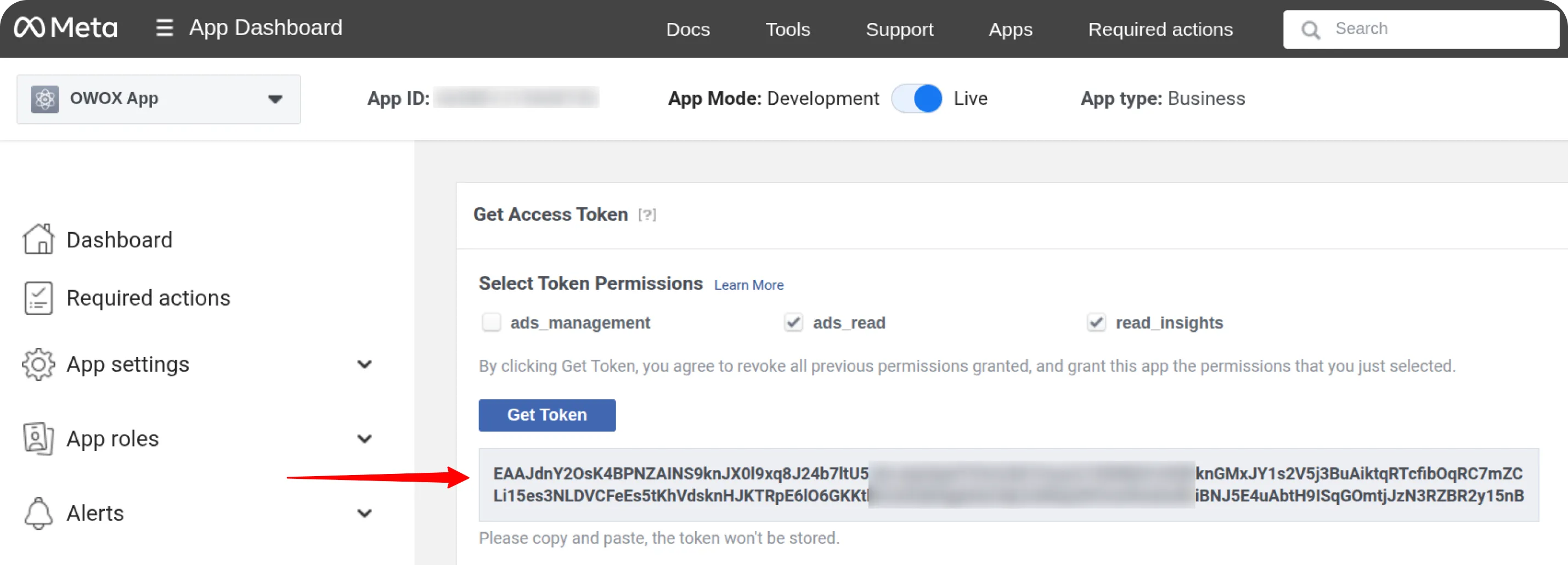 Facebook saving token